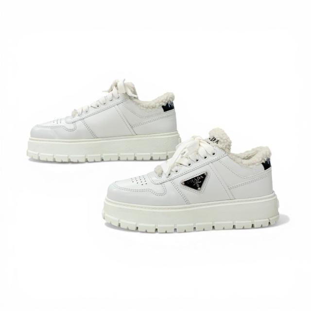 プラダ PRADA スニーカー 靴 シューズ レザー ムートン ホワイト トライアングルロゴ_2