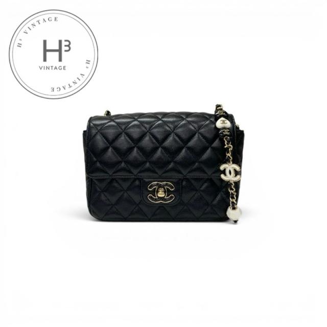 シャネル CHANEL バッグ ショルダーバッグ ブラック ゴールド マトラッセ ココマーク ハート チェーン ターンロック