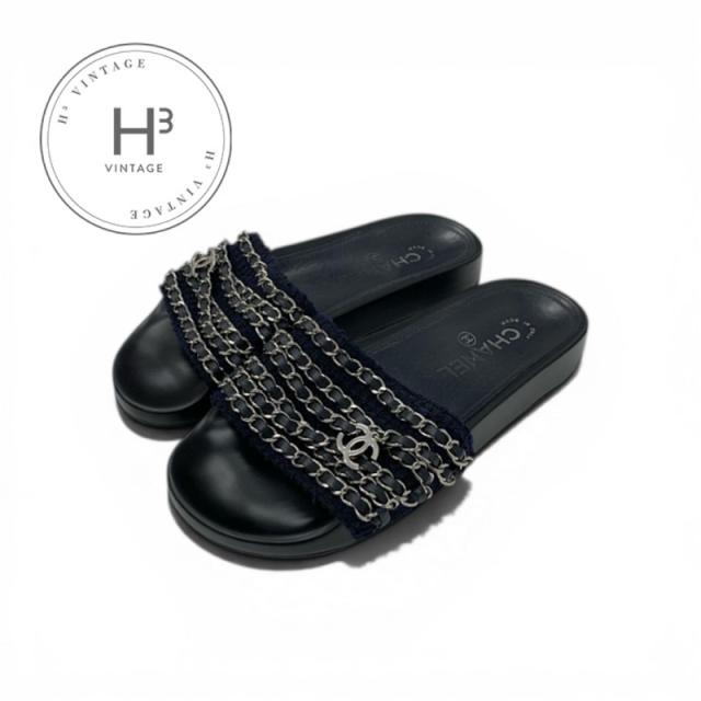シャネル CHANEL サンダル 靴 シューズ ファブリック レザー ネイビー ブラック シルバー ココマーク チェーン フラット ミュール