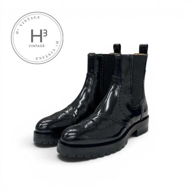 エルメス HERMES ブーツ 遊撃手ブーツ 靴 シューズ なめし革 黒いこと 黒 側面ゴア 舞台の袖手当て
