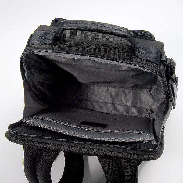 TUMI トゥミ スリム・ソリューションズ・ブリーフ・パック バック