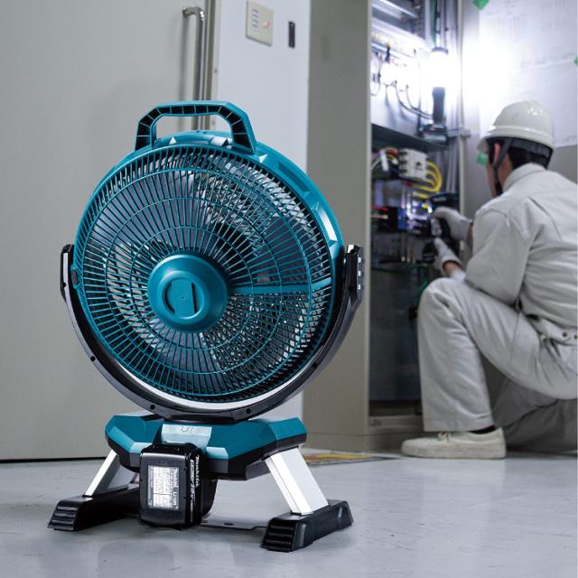 [マキタ 正規店] 充電式 産業扇 CF301DZ 18V 14.4V 充電 & AC電源 自動首振り 【バッテリ・充電器別売】 ファン 工場扇 扇風機 makita ポータブル コードレス キャンプ アウトドア シンプル サーキュレーター