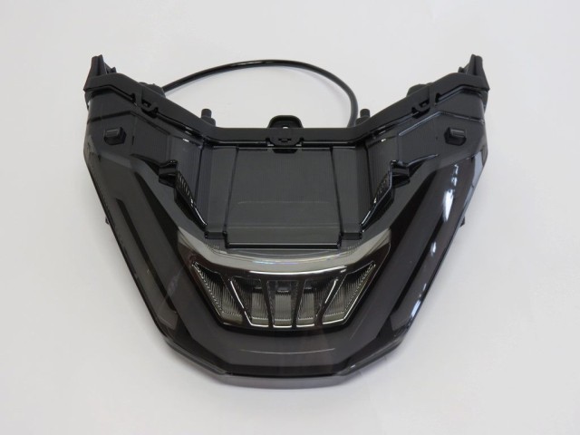 PCX / PCX e:HEV / PCX160 JK05 JK06 KF47 2021以降 LEDテール 流れタイプウインカー内蔵 E