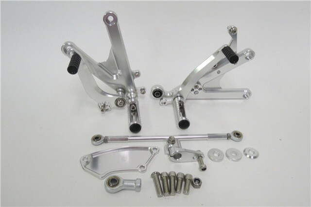 TZR250R 3XV 91- CNC 調整式 バックステップ 銀の通販は