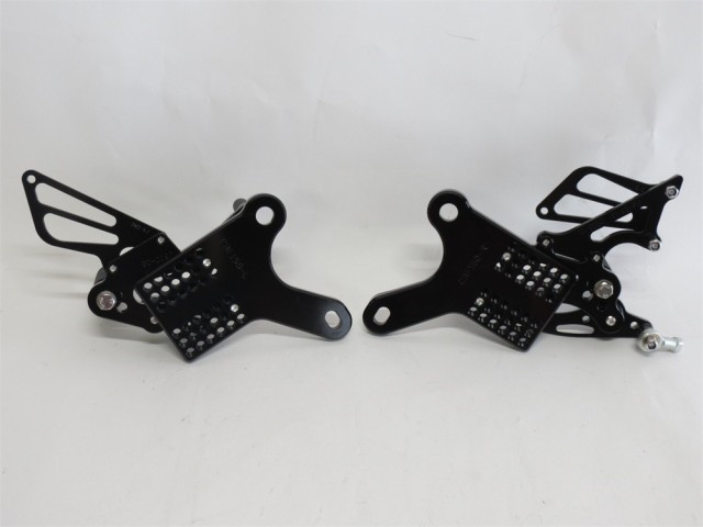 CNC 調整式 HONDA用 CBF150 CB190R バックステップ 黒
