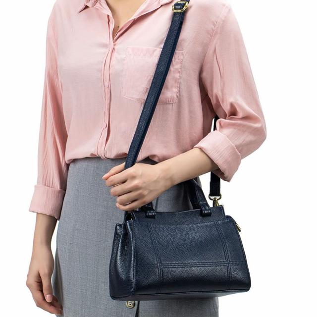 ショルダーバッグ 斜め掛け レディース 大容量 収納ポケット多数 コンパクト 柔らかい シンプル カジュアル おしゃれ 本革 通勤」 バッグ・雑貨がお得な の通販は 7,123円