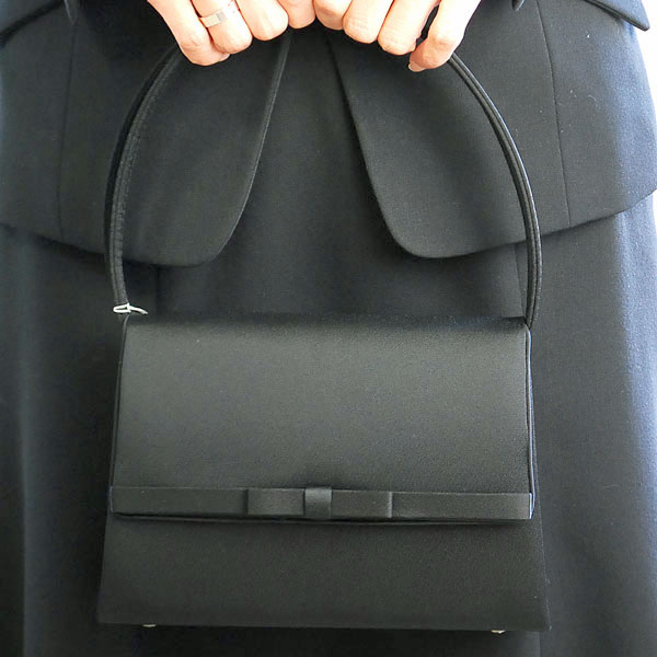 ブラックフォーマルバッグ ：RA-226（箱入り）【日本製】レディース 婦人 礼服用 喪服用 黒 【冠婚葬祭 卒業式 入学式 卒園式 入園式 式典 】フォーマル用 女性用 葬式 葬儀 法事 法要 通夜 ブラックフォーマルバッグ ：RA-226（箱入り）【日本製】レディース