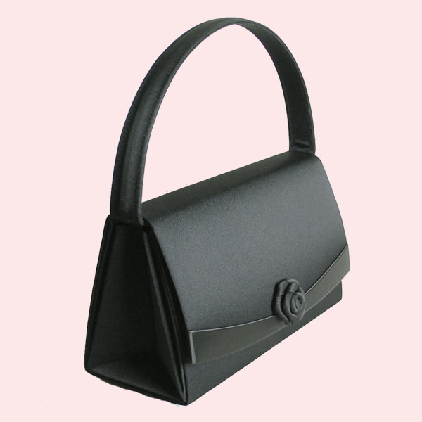 ブラックフォーマルバッグ RA-248 箱入り 日本製 レディース 婦人 礼服用 喪服用 マチ大きめ 9.5cm 冠婚葬祭 卒業式 入学式 卒園式 入園式 式典 フォーマル用