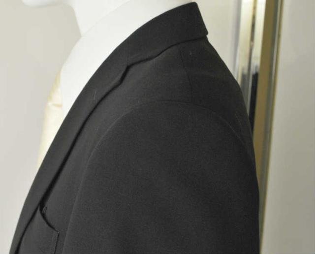 夏用 清涼 シングルブラックスーツ US18700 メンズ 紳士 略礼服 礼服【2つ釦1つ掛け★パンツ裾未処理】【A体 AB体 BB体 3〜7】黒 ブラックフォーマル 冠婚葬祭 葬儀 葬式 法事 通夜 法要 礼装 サマーフォーマル_6