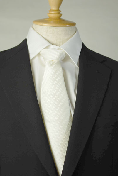 夏用 ブラックスーツ【シングル】：RM18460or18480 メンズ 紳士 略礼服 喪服【2つ釦1つ掛け★パンツ裾未処理】【A体 AB体 BB体 3〜7】黒 ブラックフォーマル 冠婚葬祭 葬儀 葬式 法事 通夜 法要 礼装 サマーフォーマル_7