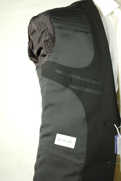 夏用 ブラックスーツ【シングル】：RM18460or18480 メンズ 紳士 略礼服 喪服【2つ釦1つ掛け★パンツ裾未処理】【A体 AB体 BB体 3〜7】黒 ブラックフォーマル 冠婚葬祭 葬儀 葬式 法事 通夜 法要 礼装 サマーフォーマル_10