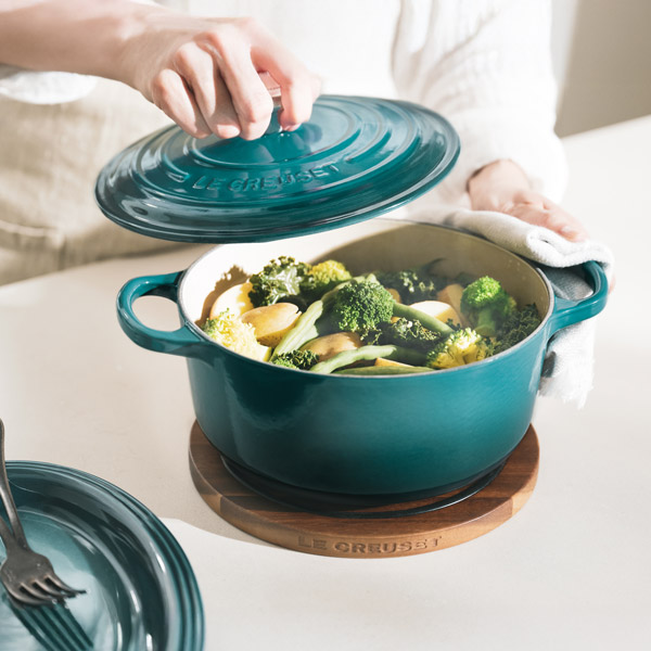LE CREUSET ル・クルーゼ シグニチャー ココット・ロンド 18cm（シルバーツマミ）（ガス火・IH対応）ルクルーゼ 鋳物 ホーロー 両手鍋 無水鍋 無水調理 炊飯鍋_15