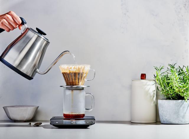 OXO オクソー ドリップケトル 温度調整&タイマー機能付 8717100 送料無料 電気ケトル 1.0L コードレス 温度調節 保温機能 カフェ