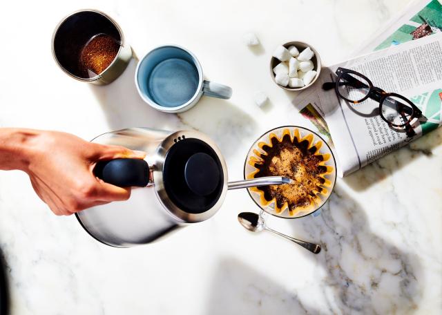 OXO オクソー ドリップケトル 温度調整&タイマー機能付 8717100 送料無料 電気ケトル 1.0L コードレス 温度調節 保温機能 カフェ