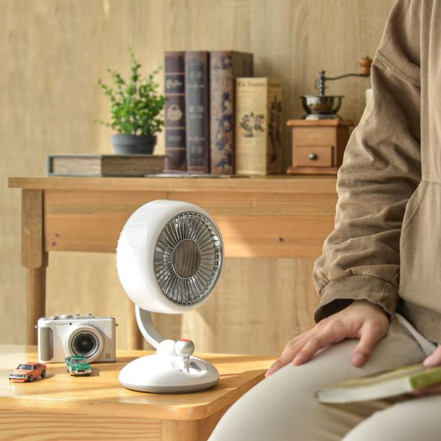 レトロ 卓上扇風機 3段階調整 レトロブラック卓上扇風機 3段階調整