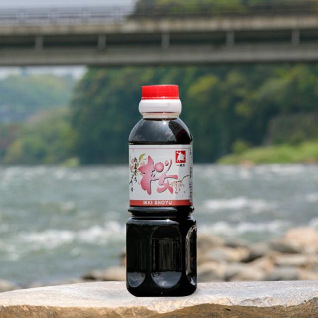【緑屋本店 桜 甘口濃口醤油 300ｍL】甘口醤油 濃口醤油 九州醤油 緑屋本店 寿 一騎醤油 一騎印 人吉 球磨
