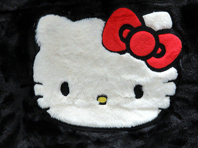 SANRIO CHARACTERS ハローキティ フェイクファージャケット Hello