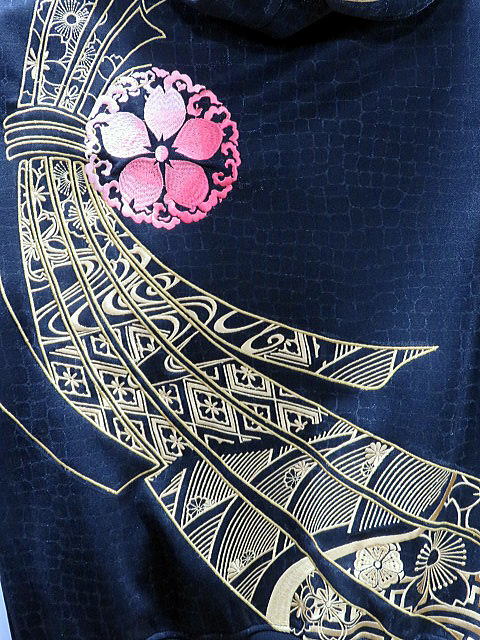 錦 桜帯柄総刺繍 半袖パーカーハーフパンツ パイソンラメジャージ上下