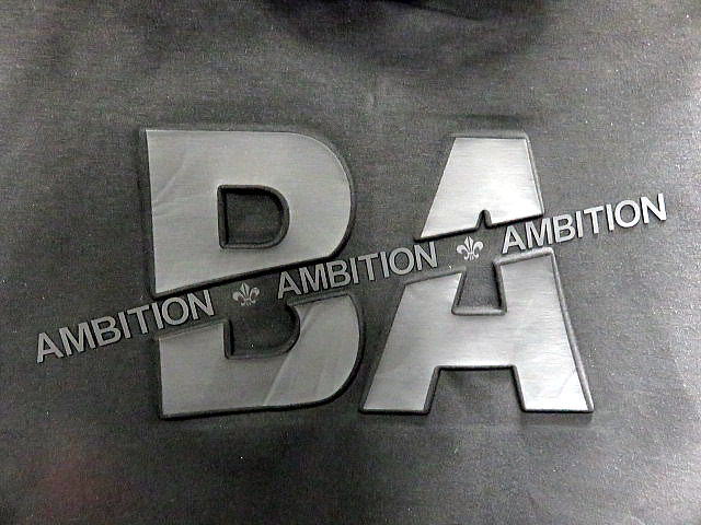 Be Ambition　ロゴエンボス＆ラバープリント 長袖パーカー　ビーアンビション_1
