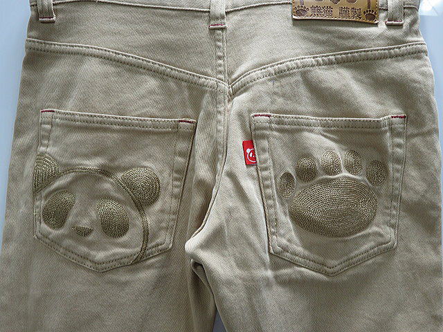 PANDIESTA JAPAN　ストレッチツイルスリムストレートパンツ　パンダ刺繍 パンディエスタ 熊猫謹製カラーパンツの通販は