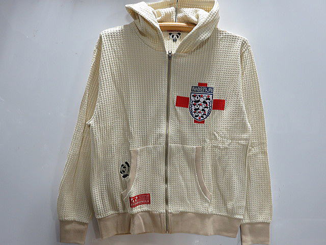 鬼ワッフルUKタンデムパーカー PANDIESTA JAPAN ブラックXXLサイズ 519201 パンディエスタ パンダ サーマル 刺繍 ジップ バイク 送料無料 パンディエスタ PANDIESTA ジップアップ ワッフル パーカー 和柄 メンズ パンダ 総刺繍 笹林丸 530217  送料無料パンディエスタから新作パーカーが登場!!-和柄　カジュアル　 ジーンズプラザ摩耶葛西店