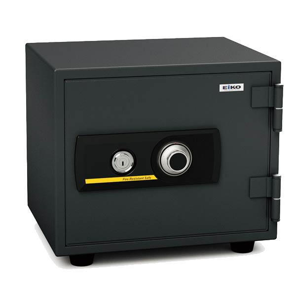 新品 未使用 限定品 GS400 BEET ブラックテール GT380 外装 Amazon.co