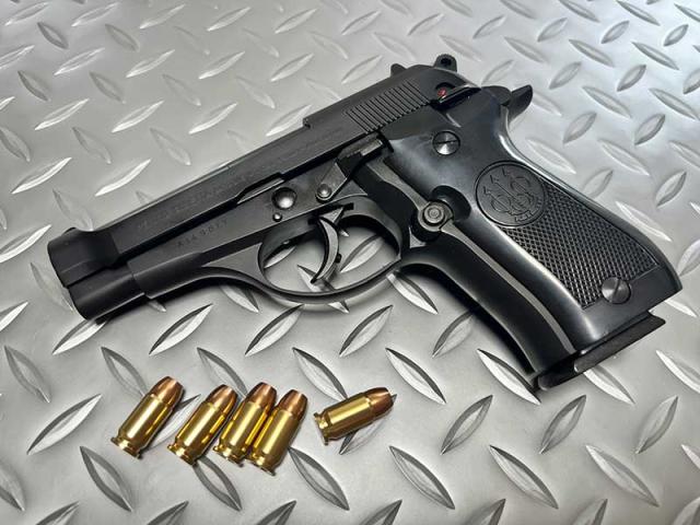 マルシン モデルガン完成品 M84 強化版 マットブラックABS プラグ