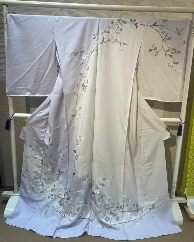 【附下訪問着】染め分け蘇州刺繍洋唐華　薄紫金銀糸