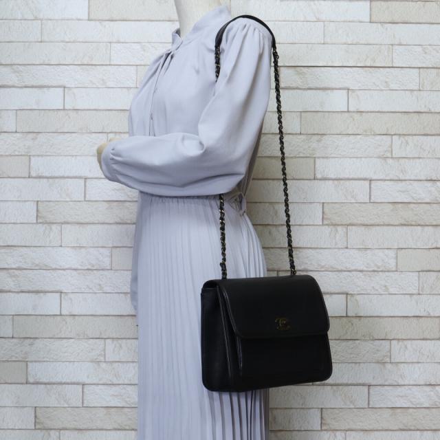 シャネル ショルダーバッグ レザー ブラック レディース CHANEL  中古  R&Kリサイクルキング シャネル ショルダーバッグ レザー ブラック レディース CHANEL 中古
