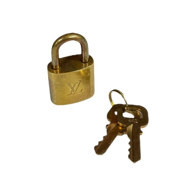 ルイヴィトン モントルグイユGM モノグラム ショルダーバッグ モノグラムキャンバス M95566 ブラウン レディース LOUIS VUITTON  中古  R&Kリサイクルキング ルイヴィトン モントルグイユGM モノグラム ショルダーバッグ