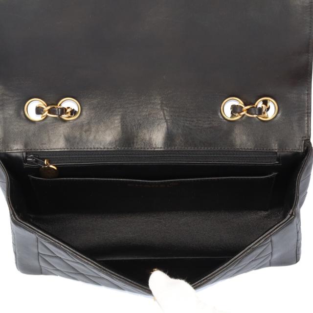 シャネル マトラッセ ショルダーバッグ ラムスキン ブラック