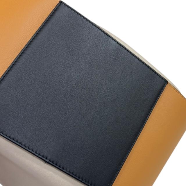 ロエベ ハンモック スモール ショルダーバッグ レザー 387.30PS35 ベージュ レディース LOEWE  中古 R&Kリサイクルキング