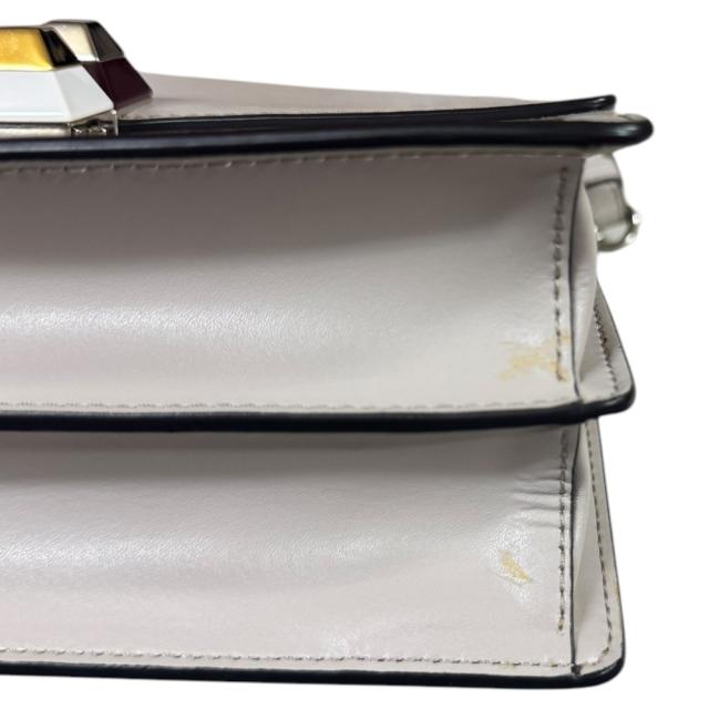 フェンディ キャナイスモール ショルダーバッグ レザー 8M0381 ベージュ レディース FENDI  中古 R&Kリサイクルキング フェンディ キャナイスモール ショルダーバッグ レザー 8M0381