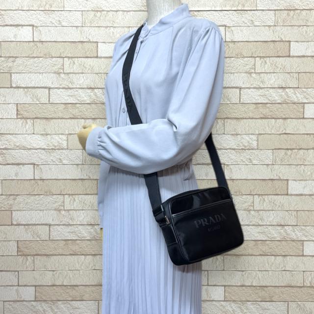 プラダ ショルダーバッグ ナイロン 2VH144 ブラック レディース PRADA