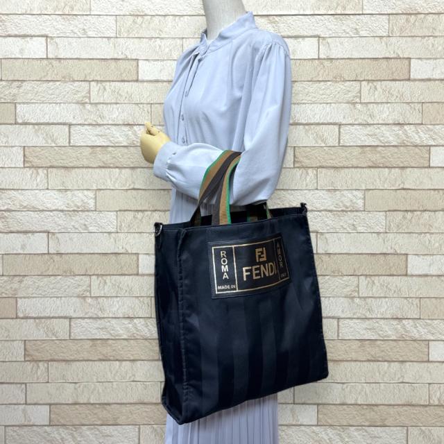 フェンディ ペカン トートバッグ ナイロン 7VA454 ブラック ユニセックス FENDI 中古 R&Kリサイクルキング_1