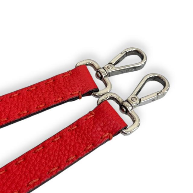 フェンディ アンナ スモール セレリア ショルダーバッグ レザー 8BT218