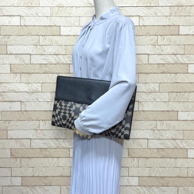 グッチ カレイドスター GGスプリーム クラッチバッグ PVC 406725 ベージュ メンズ GUCCI 中古 R&Kリサイクルキング_1