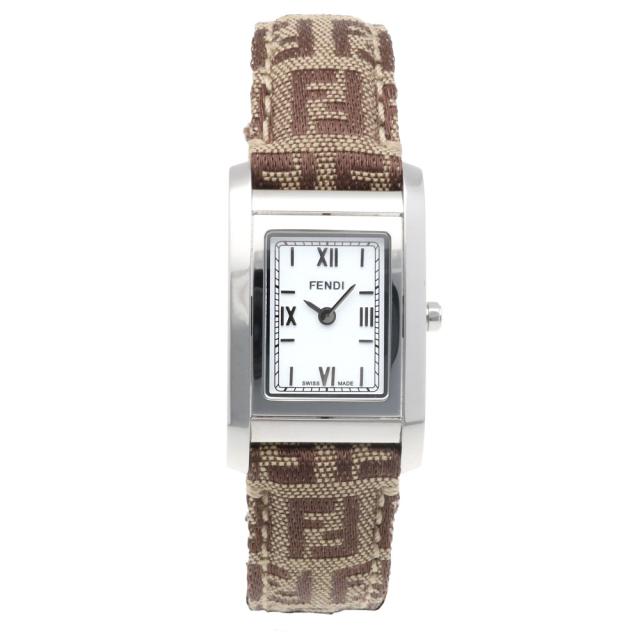 (未使用)FENDI　ズッカ柄ベルト　腕時計7600L ブラウン　電池新品 未使用)FENDI ズッカ柄ベルト 腕時計7600L ブラウン 電池新品