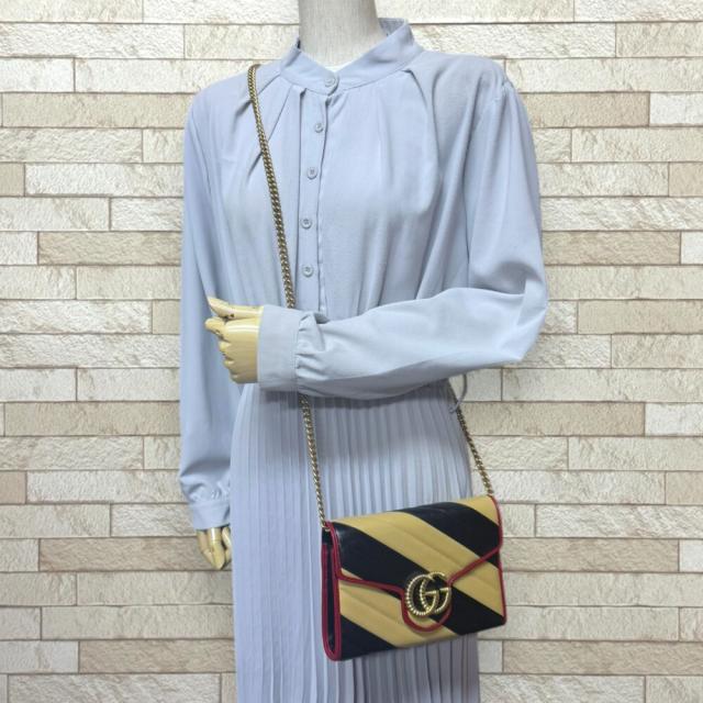 グッチ GGマーモント ショルダーバッグ レザー 573807 ベージュ