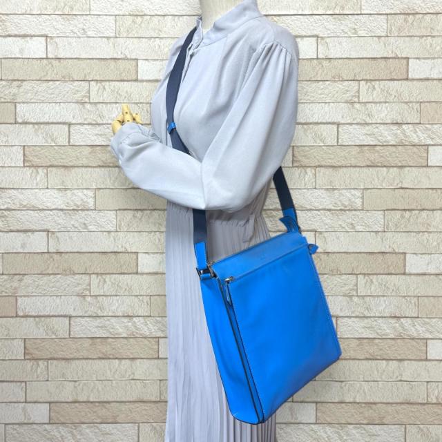 フェンディ ショルダーバッグ レザー 7VA319 ブルー メンズ FENDI 中古