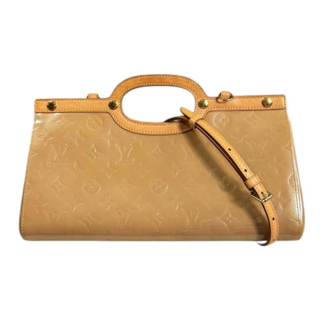 ルイヴィトン ロクスバリードライブ ヴェルニ ショルダーバッグ モノグラムヴェルニ M91372 ベージュ レディース LOUIS VUITTON  中古 R&Kリサイクルキング