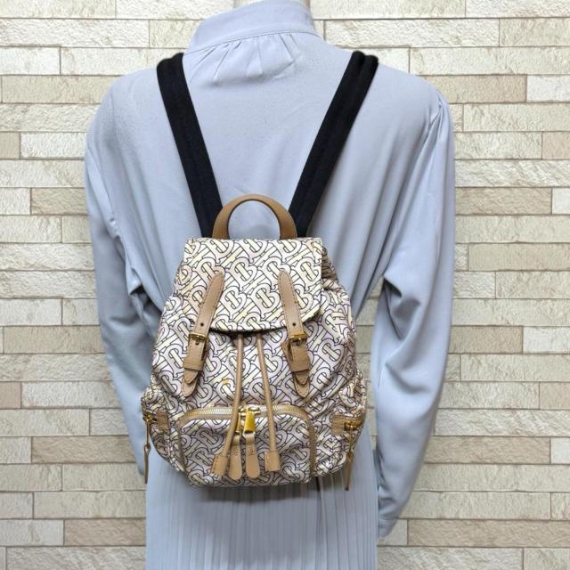 バーバリー TBモノグラム リュック・デイパック ナイロン レディース BURBERRY 中古 R&Kリサイクルキング_1