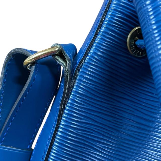 ルイヴィトン ノエ エピ ショルダーバッグ エピレザー M44005 ブルー レディース LOUIS VUITTON 中古 R&Kリサイクルキング