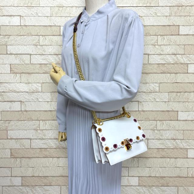 フェンディ キャナイ ミニ ショルダーバッグ レザー 8M0381 ホワイト レディース FENDI 中古 R&Kリサイクルキング_1