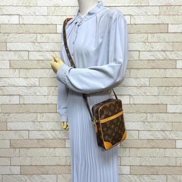 ルイヴィトン ダヌーブ モノグラム ショルダーバッグ モノグラムキャンバス M45266 ブラウン レディース LOUIS VUITTON 中古 R&Kリサイクルキング_1