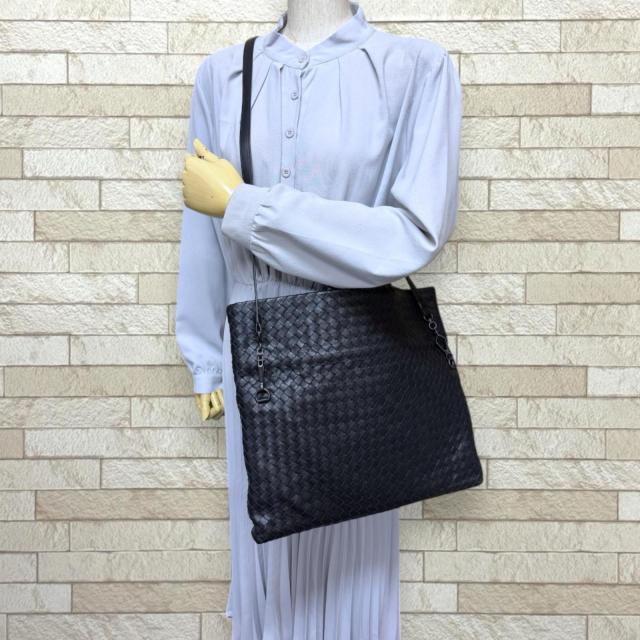 ボッテガヴェネタ イントレチャート ショルダーバッグ レザー ブラック レディース BOTTEGAVENETA 中古 R&Kリサイクルキング_1