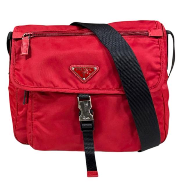 プラダ ショルダーバッグ ナイロン レッド ユニセックス PRADA 中古 R&Kリサイクルキング
