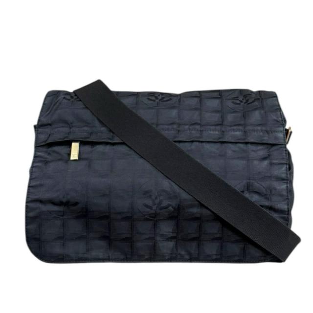 シャネル ニュートラベル ショルダーバッグ ナイロンジャガード A29348 ブラック レディース CHANEL  中古 R&Kリサイクルキング