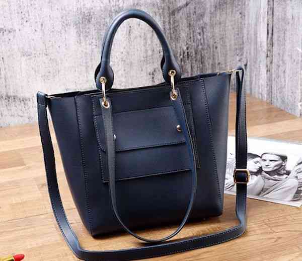 ハンドバッグ レディース ミニバッグ 秋 夏 黒 本革 軽い トートバッグ 人気 斜めがけ ミニショルダーバッグ ミニ カジュアル トート 冬 ブランド 春 レザー革 小さめ ミニトートバッグ おしゃれ ワンマイルバッグ ショルダーバッグ 財布 ランキング ブランド bag-1038の通販は