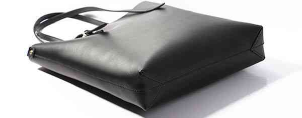 トートバッグ レディース 縦型 ミニトート 本革 軽量 通勤 春 レザー革 かばん キャンバス 肩掛け A4 ビジネス レザー 小さめ 黒 本革 革 大きめ 布 バッグ 秋 ブランド 冬 夏 ショルダーバッグ ゴルフ ナイロン 2WAY おしゃれ ファスナー ランキング ブランド bag-1046の通販は